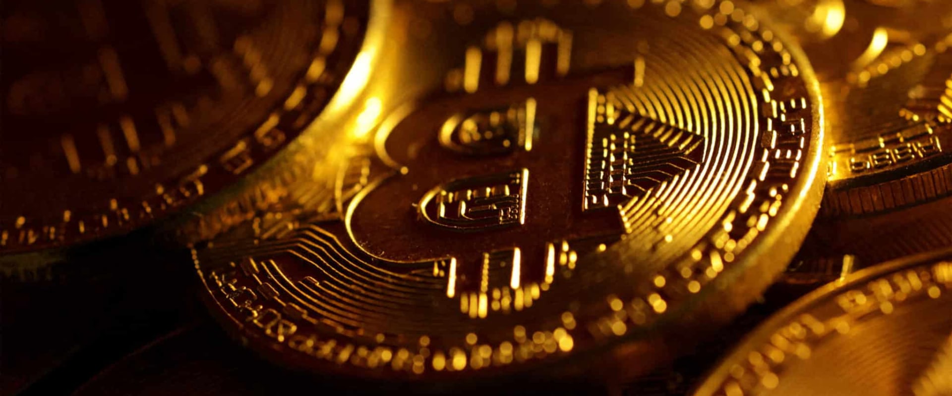 Transferring Bitcoin to Others: A Beginner's Guide